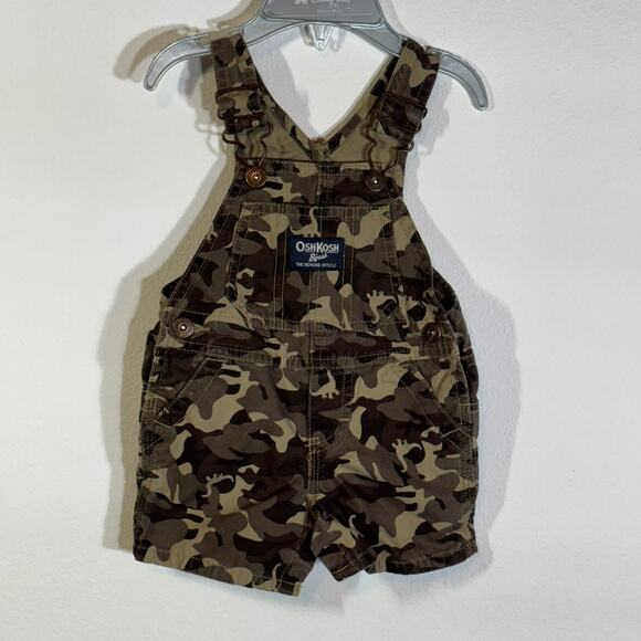 OshKosh B'gosh Camouflage Overalls Boys Size 3 months Baby - Picture 1 of 4